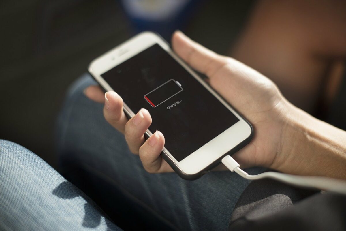 Nem ajánlott a reptéri nyilvános USB töltő használata